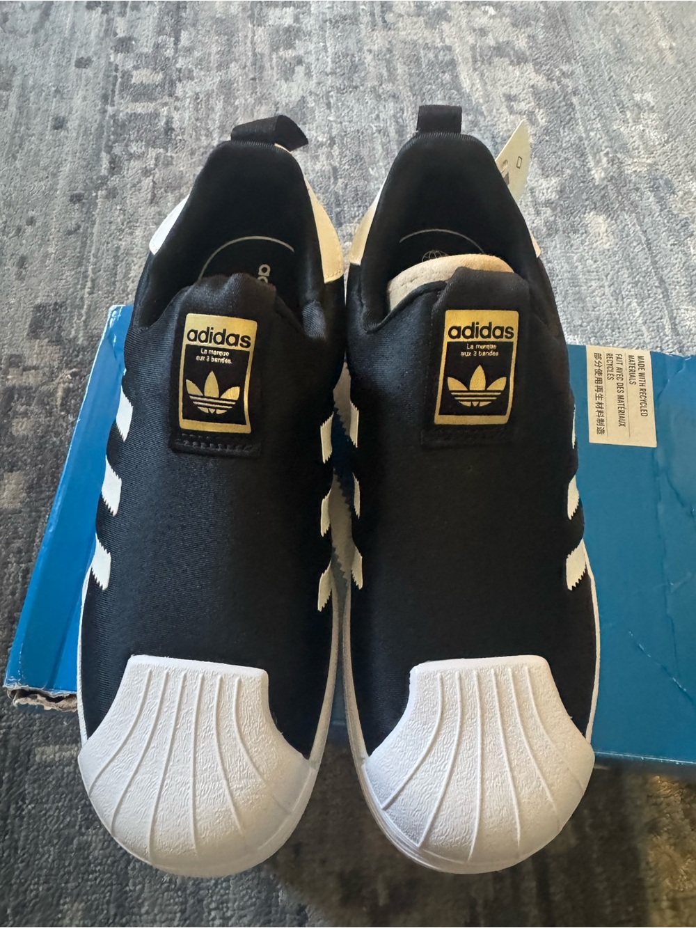 Kids Size 3 Adidas Superstar 360 C in a Box brand new - Black/White/Gold